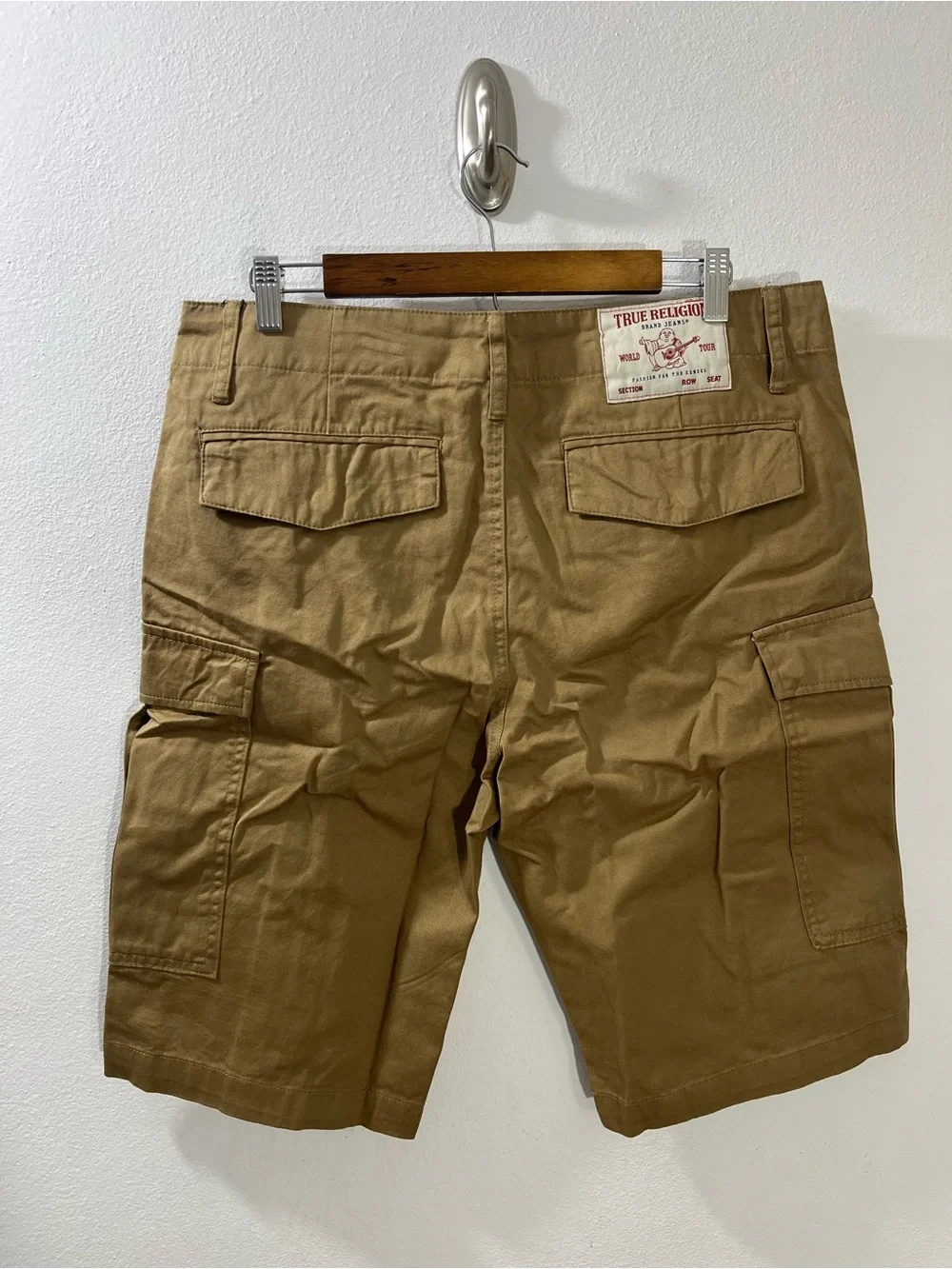 True Religion Mens Cotton  Cargo Shorts Portobello 105030 Khaki Size 32 $129
